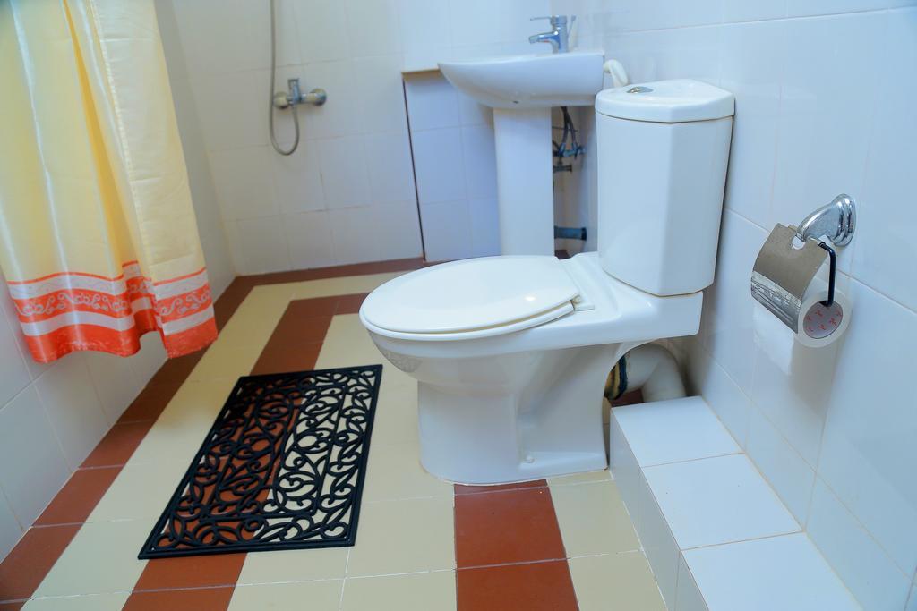 Holiday Nest Bed & Breakfast Wadduwa Rum bild